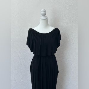 Maxi knit off the shoulder dress